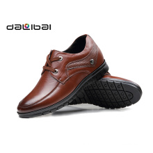 Bon prix petit MOQ hommes marron action véritables chaussures en cuir pour hommes